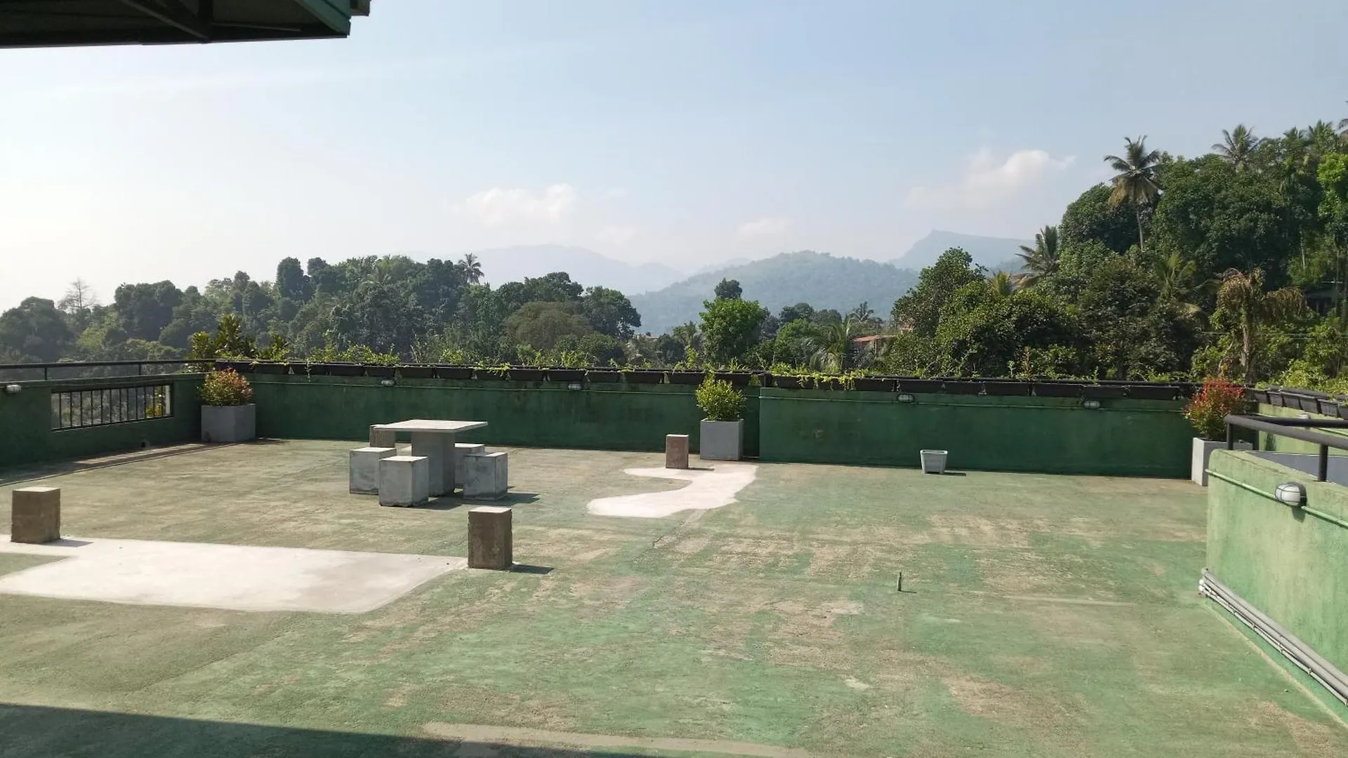 Hotel Emerald Mountain Resort Ampitiya Sri Lanka